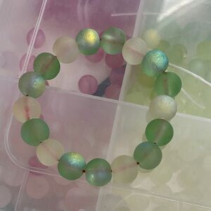 Green and White Beaded Bracelet